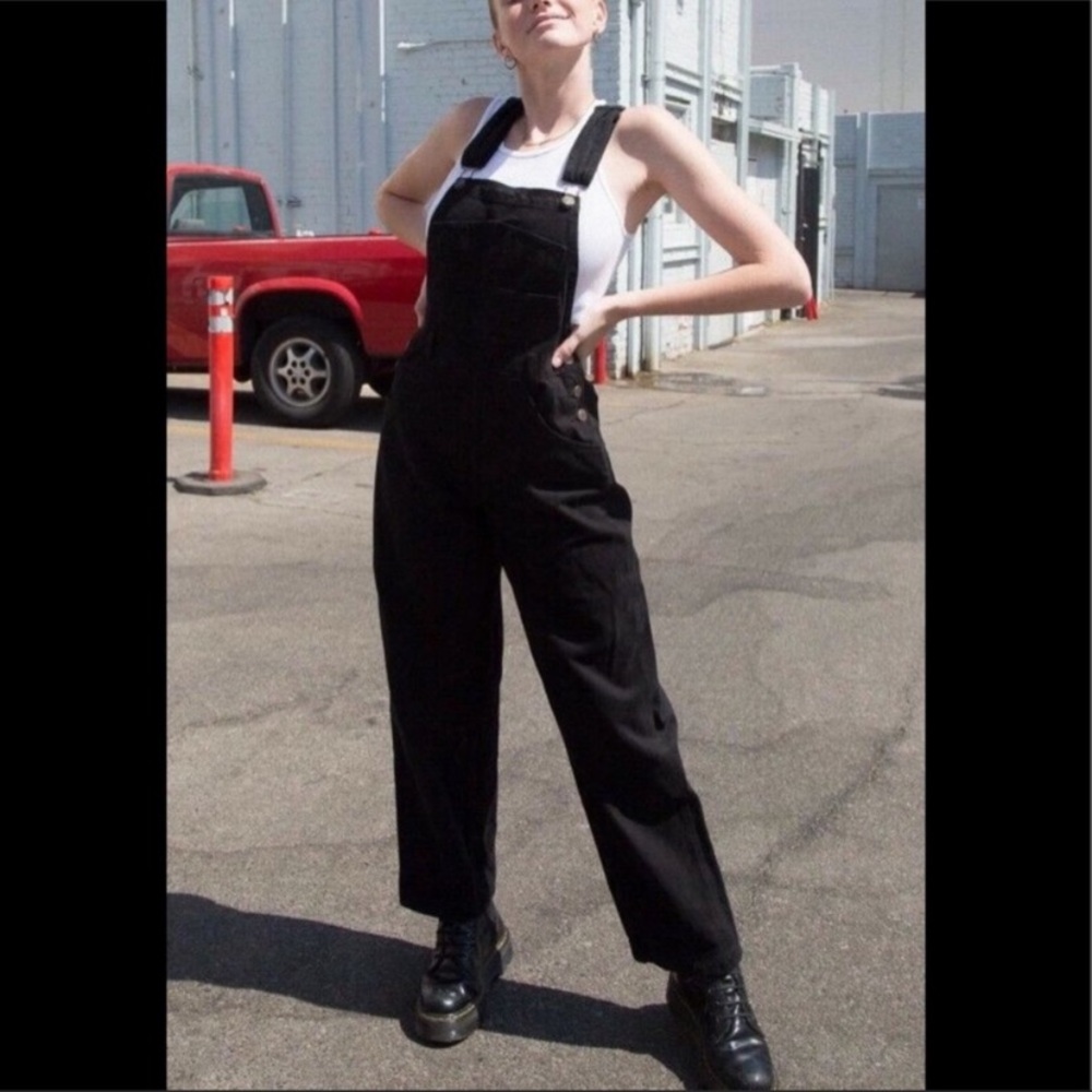 Brandy Melville John Galt Black Hayley overalls